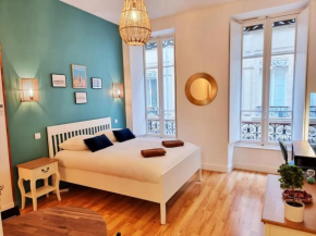 The Republik - Studio Haussmannien près du panier